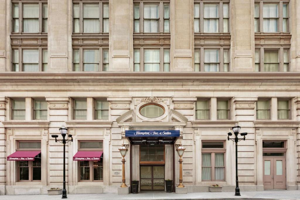 Hotels near the National Salon Suites conference